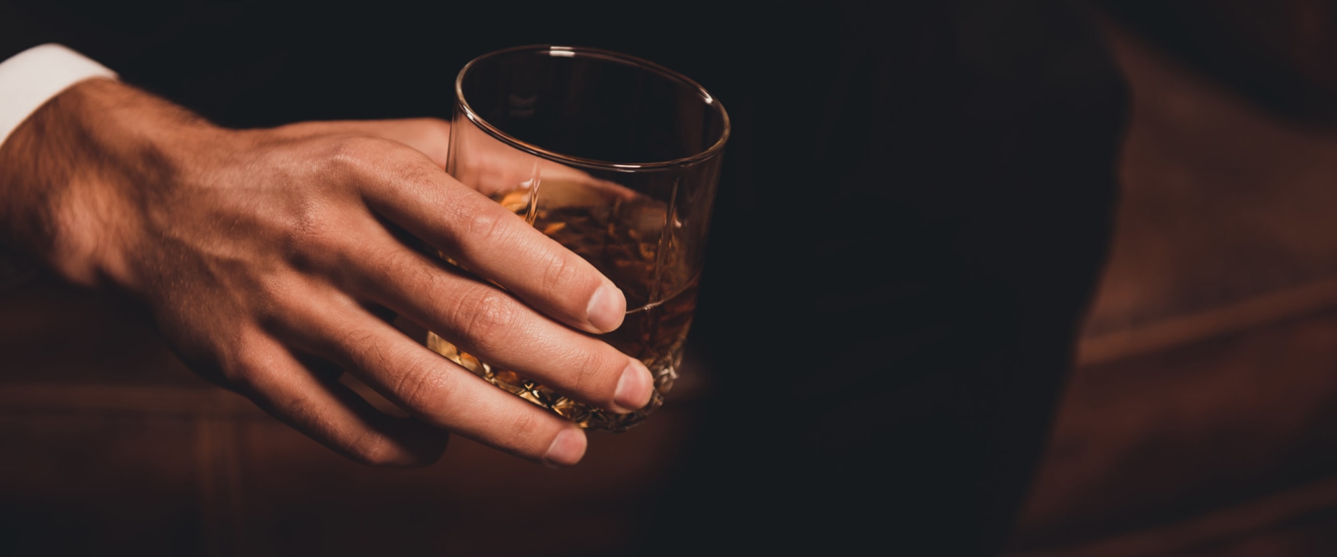 Alcoholism: A Comprehensive Guide to Understanding Alcohol Abuse and Alcoholism